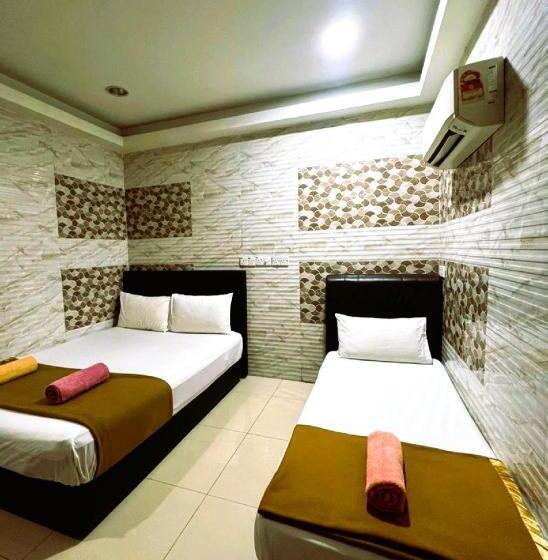 舒适三人间, Damansara Damai Hotel  Dd