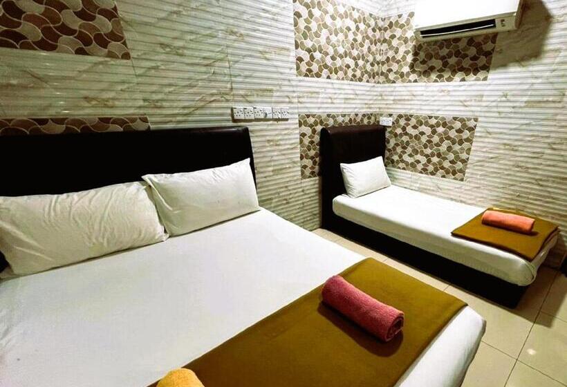 舒适三人间, Damansara Damai Hotel  Dd