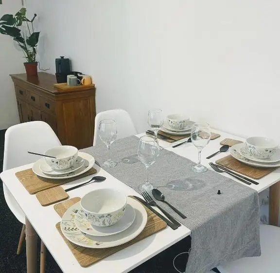 ２ベッドルーム家族用アパートメント, Bay Wind Apartment