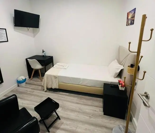 اتاق اکونومی یک تخته, Beautiful Rooms In The Center Of Lisbon