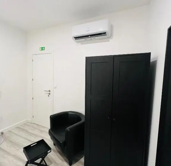 اتاق اکونومی یک تخته, Beautiful Rooms In The Center Of Lisbon