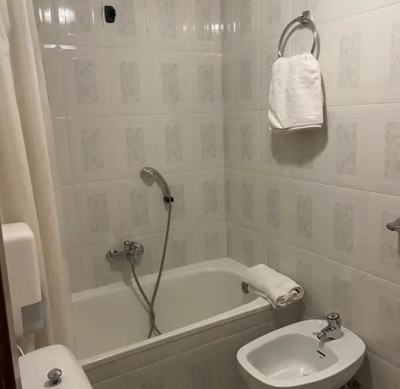 マウンテンビュースタンダードルーム, Hostal Cholo