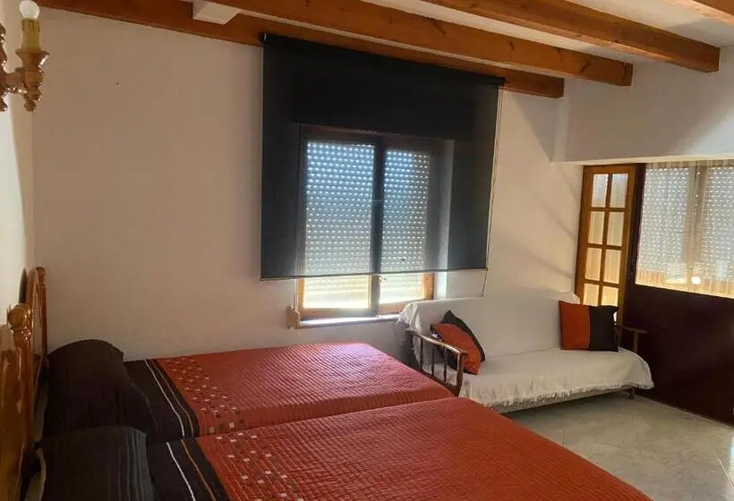 マウンテンビュースタンダードルーム, Hostal Cholo