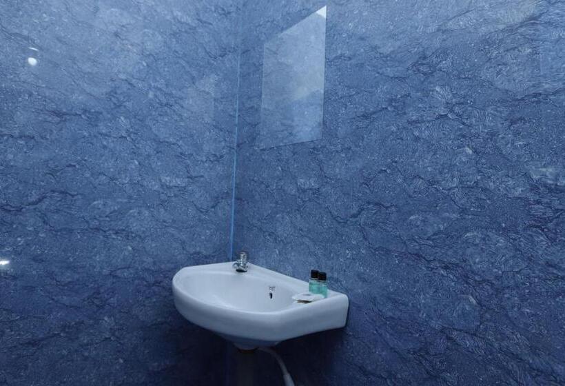 غرفة سوبيريور ثلاثية, La Piscine Farm House