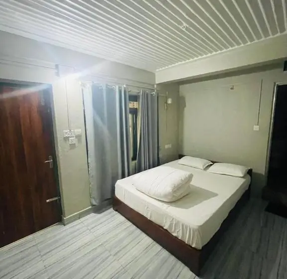 اتاق استاندارد یک نفره, Deurali Marwadi Hotel & Restaurant