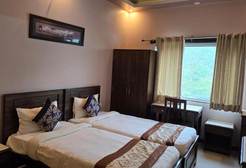 디럭스 룸, Royal Excellency Udaipur