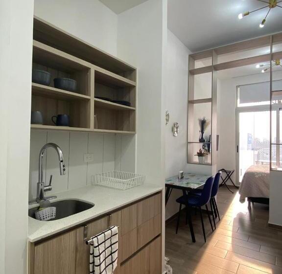 آپارتمان لوکس 1 خوابه, Narama Cozy, Spacious And Well Located Apartment