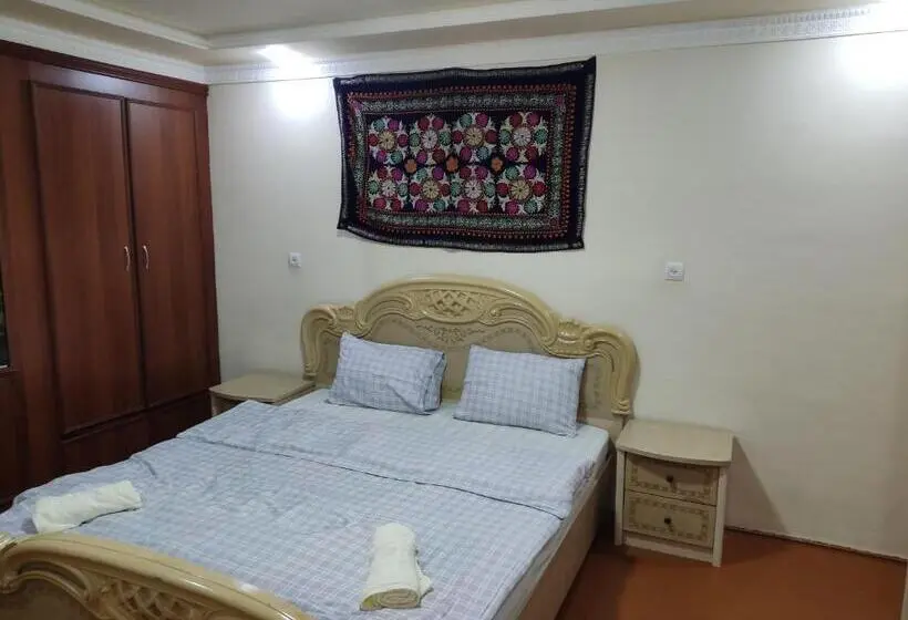 اتاق استاندارد, Amirjon