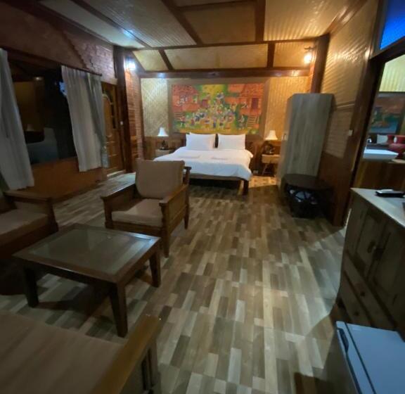 Люкс Кровать Кинг, Denen Resort&minizoo