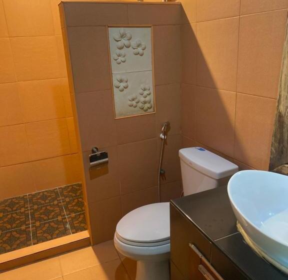 Люкс, Denen Resort&minizoo