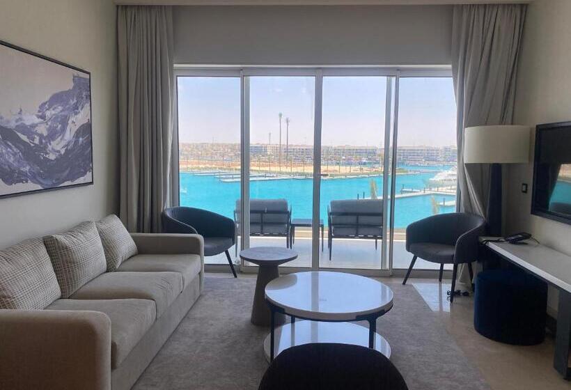 آپارتمان 1 خوابه با چشم‌انداز دریا, Address Beach Resort Marassi