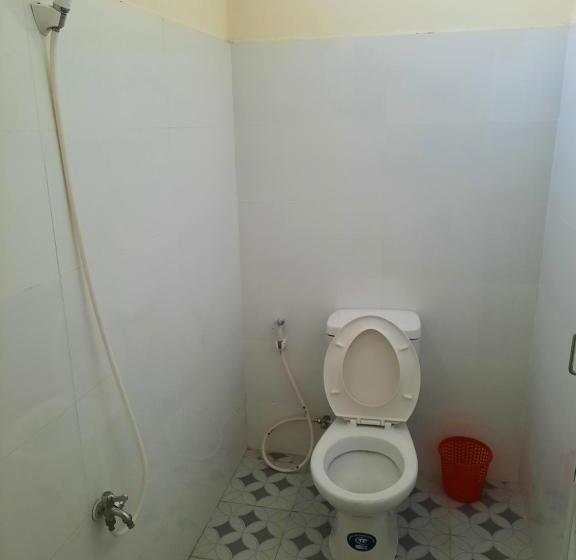 اتاق استاندارد, Nhà Nghỉ 1988