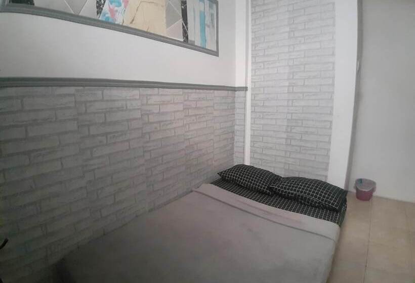 豪华房间, Oyo 94148 Forzando