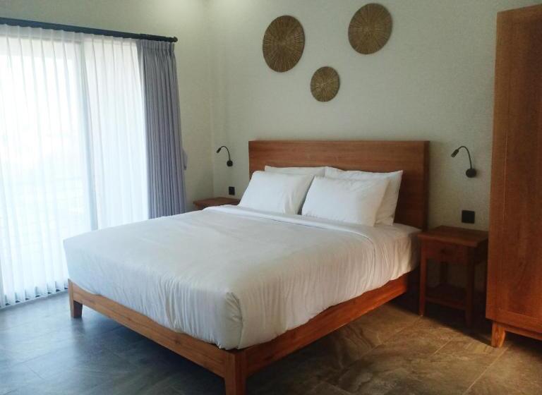 חדר סטנדרט עם מרפסת, Aamoda Rooms