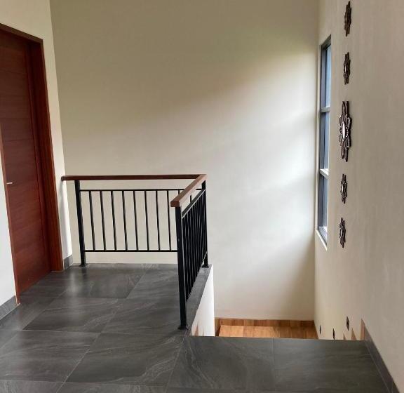 חדר סטנדרט עם מרפסת, Aamoda Rooms