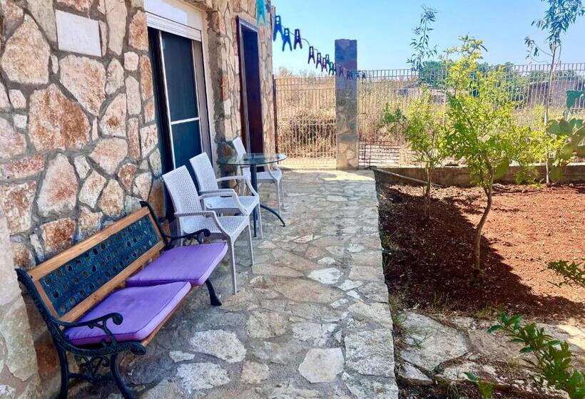 带阳台的三人标准间, Jardin Miraculeux