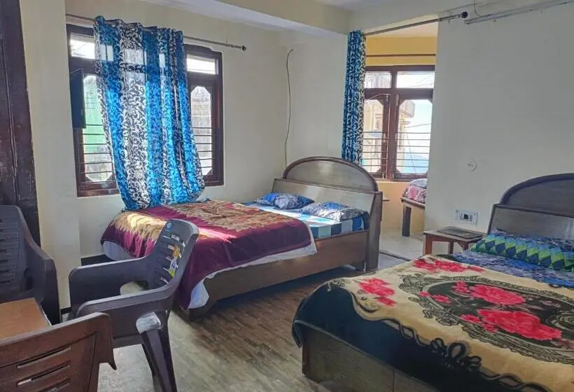 Perhehuone, Midway Resturant And Guest House, Dhanaulti