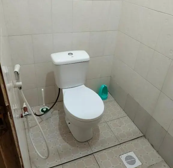 اتاق استاندارد یک نفره, Visitor S Hostel