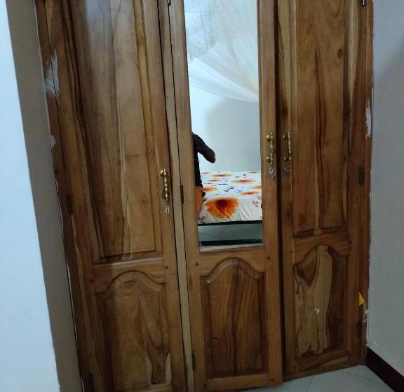 غرفة قياسية فردية, Visitor S Hostel