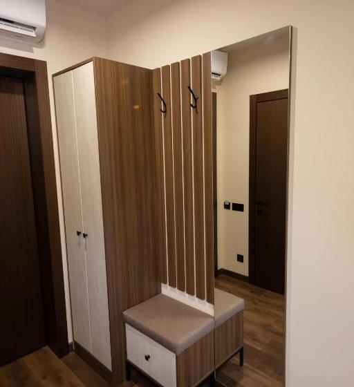 غرفة قياسية, Prime