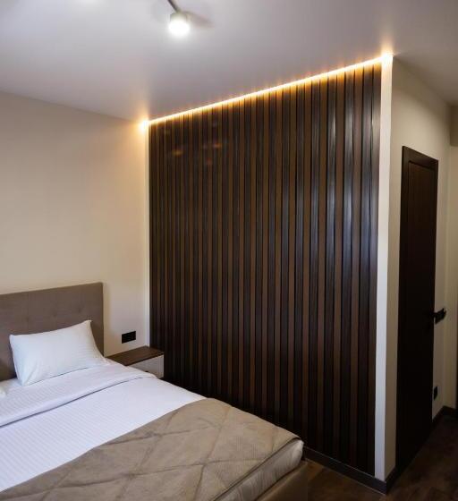 غرفة قياسية, Prime