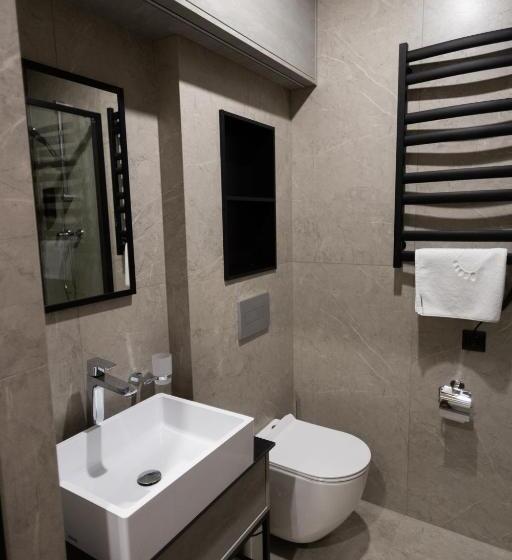 غرفة ديلوكس, Prime