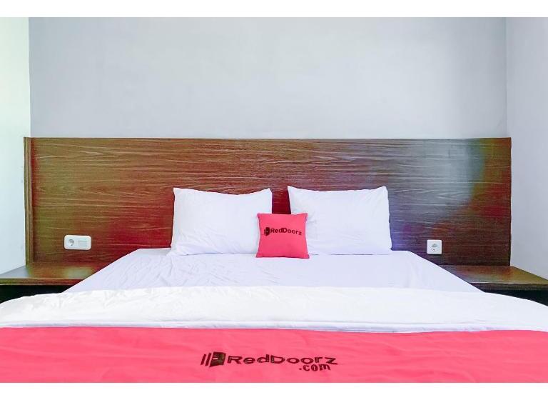اتاق استاندارد, Reddoorz Plus At D San Residence Buah Batu