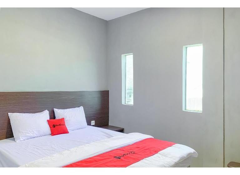 اتاق استاندارد, Reddoorz Plus At D San Residence Buah Batu