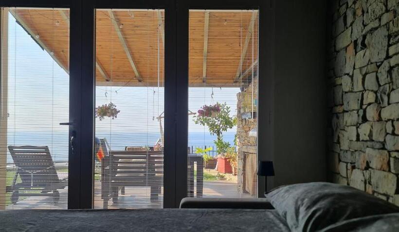 스탠다드 룸, Holidayspad