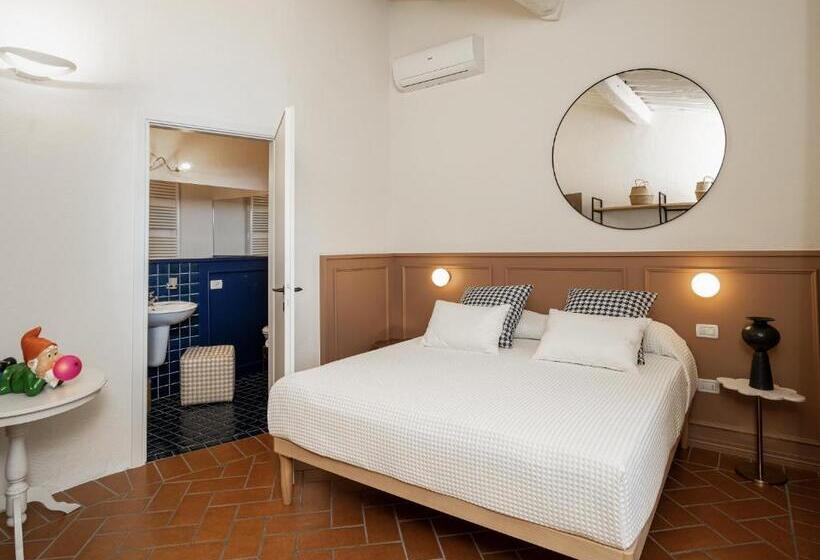 غرفة قياسية مطلّة علي الحديقة, Scarlea Rooms