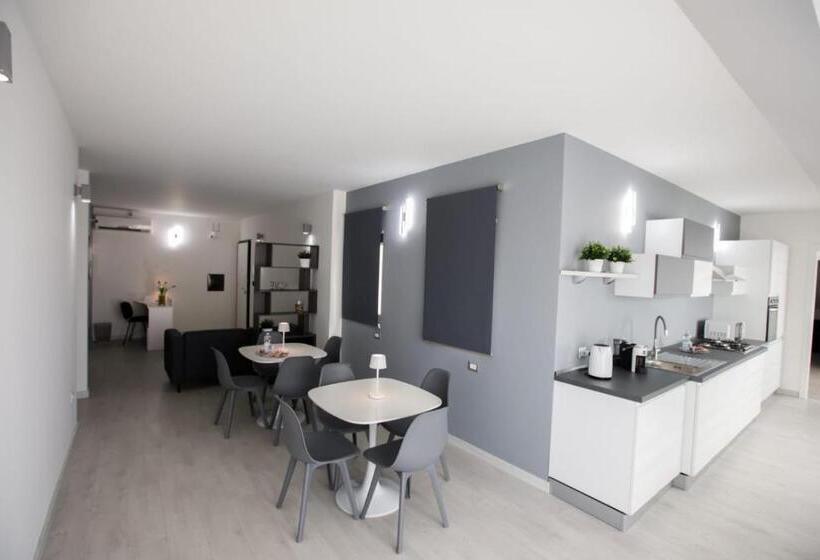 اتاق استاندارد سه نفره, B&b Civico 79