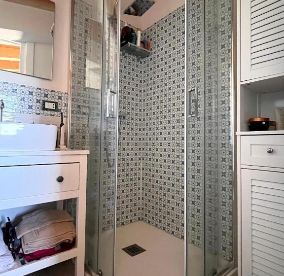 スタンダードルーム, The Blue Window   Rooms   300m From Sea