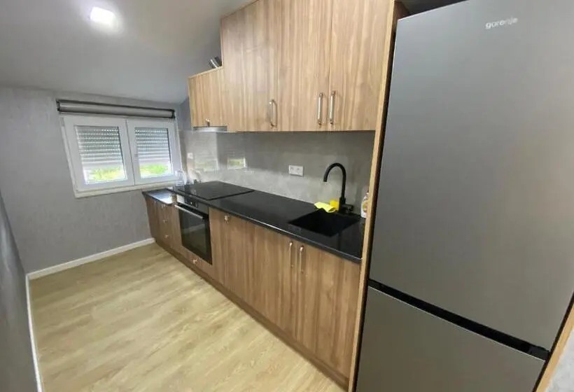 آپارتمان 1 خوابه با بالکن, Apartments Villa Bari