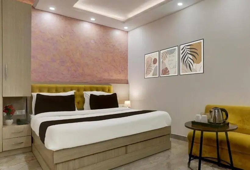 トリプルクラシックルーム, Super Townhouse Eden Garden Zirakpur