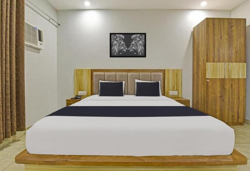 חדר קלאסי לשלושה, Super Hotel O Gauri Shankar