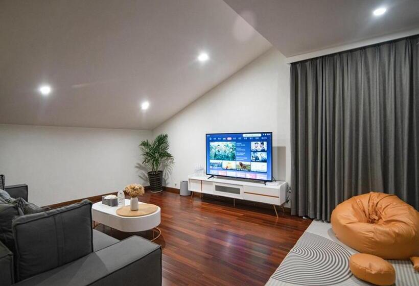 Suite Familiar, 张家界阅竹山居民宿