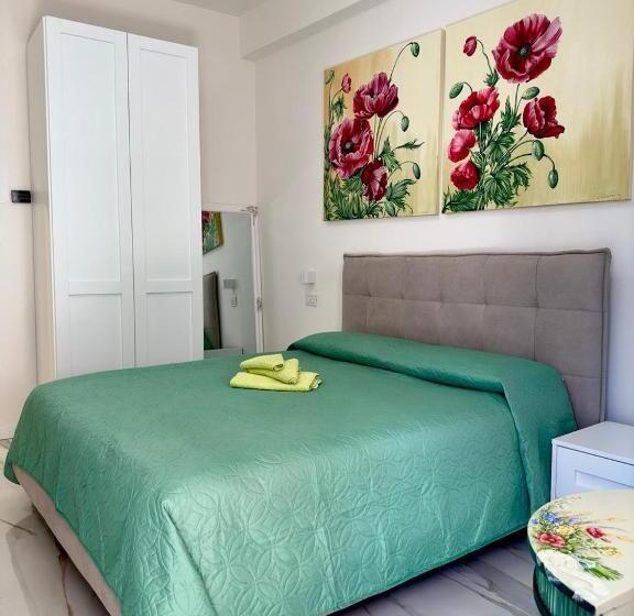 اتاق استاندارد با بالکن, Limonaieincentro