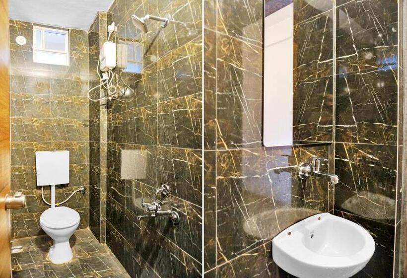 غرفة كلاسيكية ثلاثية, Super Oyo Flagship Hotel Dwell Inn