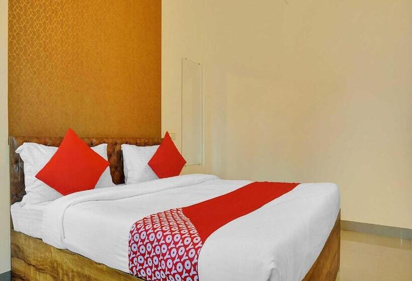 Трехместный Номер Классика, Super Oyo Flagship Hotel Dwell Inn
