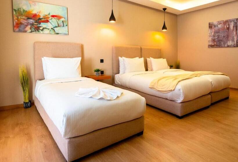 سوییت خانوادگی, Unico Hotel Maarif