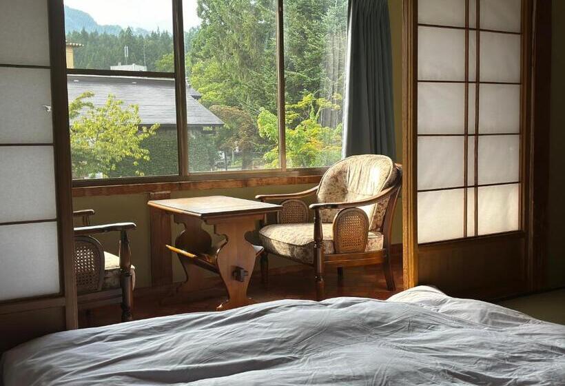 اتاق استاندارد سه تخته با سرویس بهداشتی مشترک, Hakuba Hospitality Inn Yukinoso
