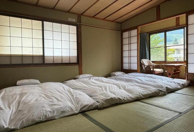 اتاق استاندارد سه تخته با سرویس بهداشتی مشترک, Hakuba Hospitality Inn Yukinoso