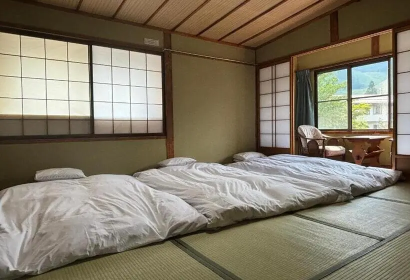 バスルーム共有のトリプルスタンダード, Hakuba Hospitality Inn Yukinoso