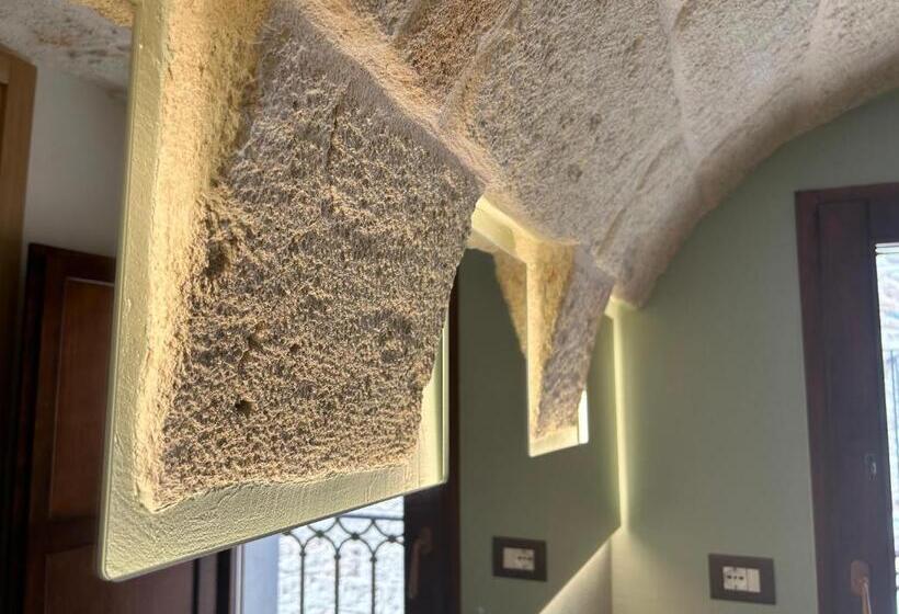 اتاق لوکس, Trame Dimora Rachele