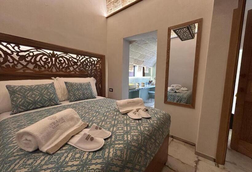 اتاق لوکس, Trame Dimora Rachele