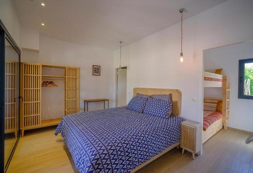 חדר משפחתי דלוקס, Villa Poulpo