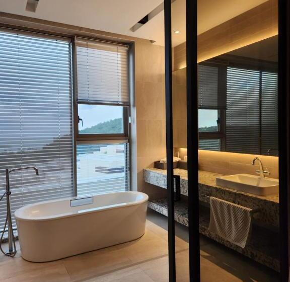 غرفة قياسية رباعية مطلة على البحر, Haeundae Beach Golf & Resort   Ocean Terrace