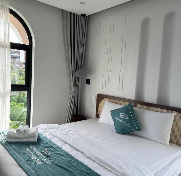 اتاق لوکس, E3