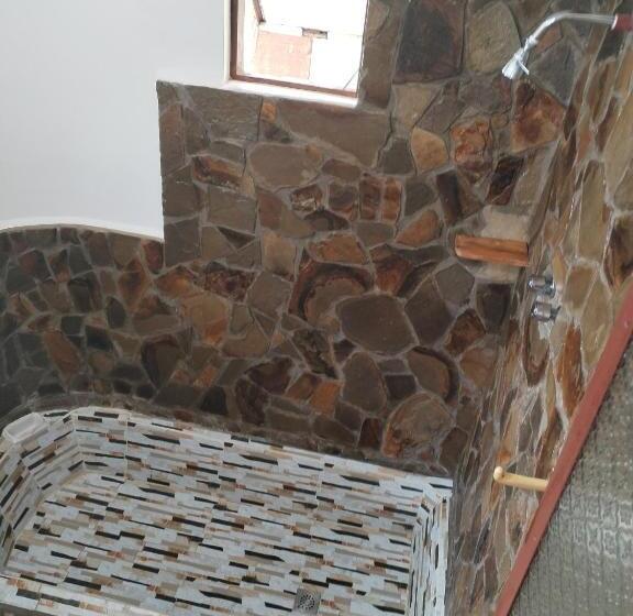 اتاق پریمیوم چهارنفره, Ecolodge Inti Wata