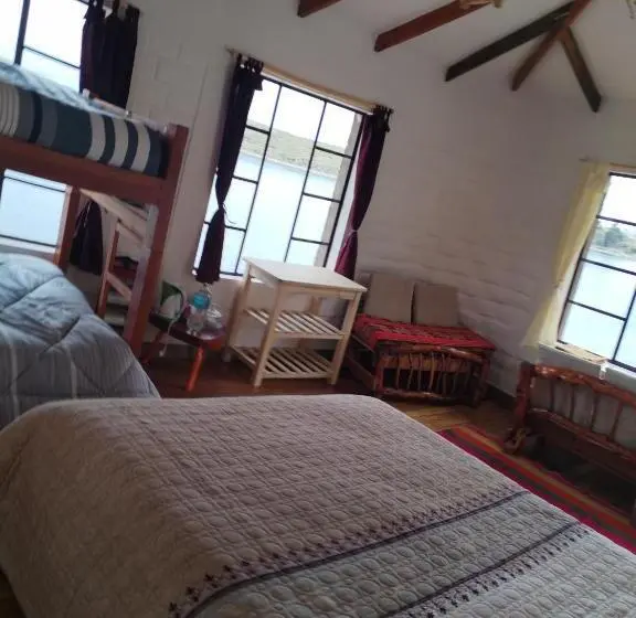 اتاق پریمیوم چهارنفره, Ecolodge Inti Wata